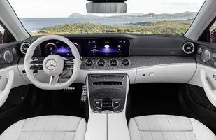 Mercedes E coupe i kabrio po liftingu — zdjęcie 5