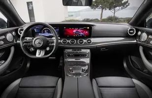 Mercedes E coupe i kabrio po liftingu — zdjęcie 6