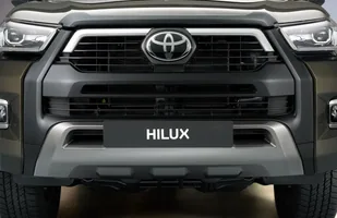 Toyota Hilux po modernizacji — zdjęcie 7