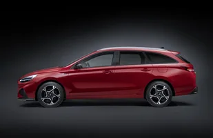 Hyundai i30 N Line po liftingu. Polskie ceny — zdjęcie 4