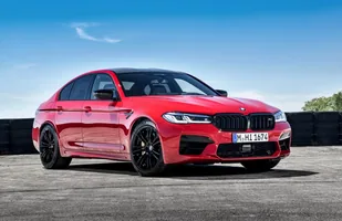 BMW M5 i M5 Competition po liftingu — zdjęcie 1