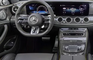 Mercedes-AMG E 63 4MATIC+ po liftingu — zdjęcie 3