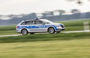 Nowa broń policji: uwaga na Superby Kombi.... — zdjęcie 2