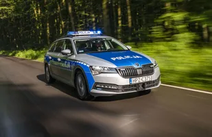 Nowa broń policji: uwaga na Superby Kombi.... — zdjęcie 3