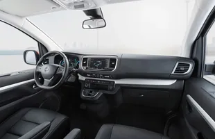 Opel Zafira e-Life — zdjęcie 4