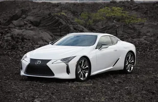 Lexus LC po liftingu (technicznym) — zdjęcie 8