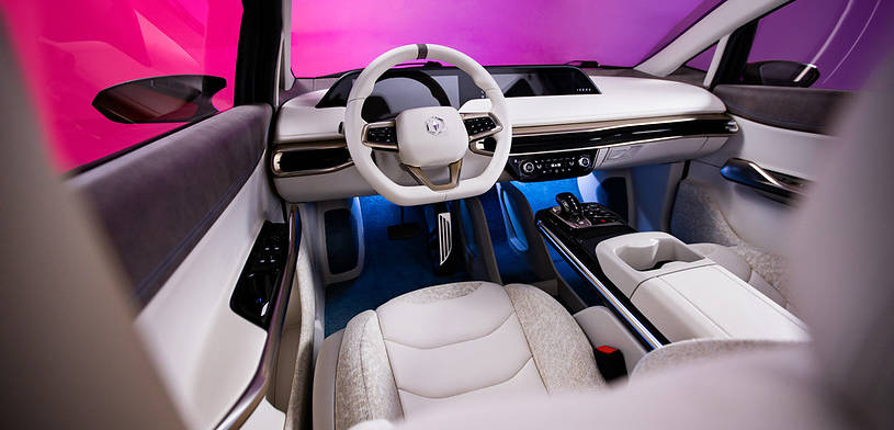 Izera e-SUV