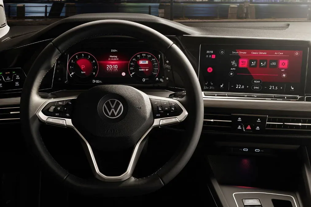 Volkswagen Golf VIII