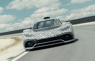 Mercedes-AMG Project ONE nadjeżdża — zdjęcie 2