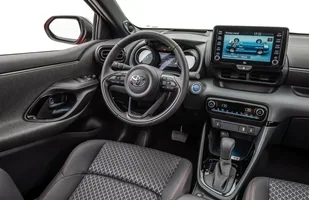 Toyota Yaris po raz czwarty! — zdjęcie 8