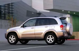 Toyota RAV4 II. Warta wysokiej ceny? — zdjęcie 8