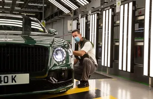 40 tys. Bentleya Flying Spur — zdjęcie 3