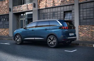 Peugeot 5008 po liftingu — zdjęcie 3
