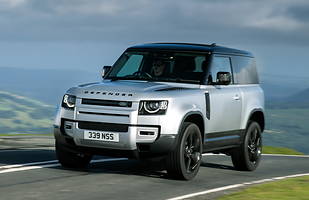 Land Rover Defender z nowymi silnikami