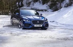 Jaguar XF po liftingu — zdjęcie 3
