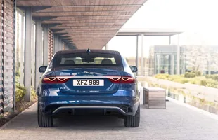 Jaguar XF po liftingu — zdjęcie 4