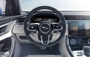 Jaguar XF po liftingu