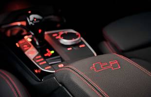 BMW 128ti. Tuż poniżej "M"