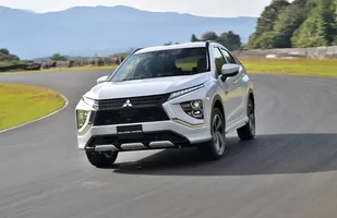 Mitsubishi Eclipse Cross po liftingu. Tylko PHEV — zdjęcie 4