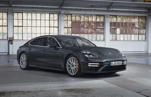 Porsche Panamera w nowych wersjach — zdjęcie 2
