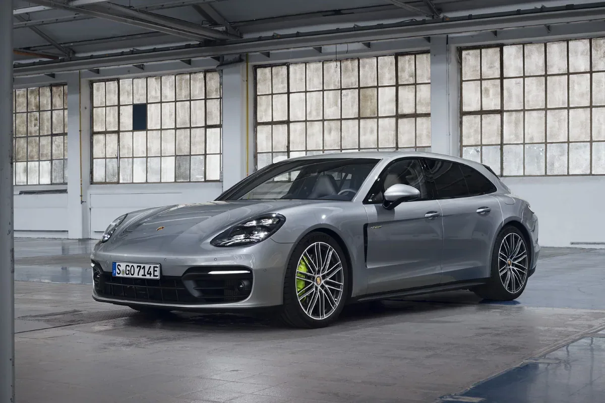 Porsche Panamera 4 E-Hybrid Sport Turismo