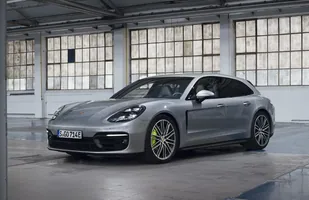 Porsche Panamera w nowych wersjach — zdjęcie 6