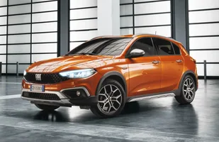 Fiat Tipo po modernizacji. I wersja Cross! — zdjęcie 4