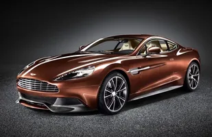 Piękny Aston Martin Vanquish — zdjęcie 3