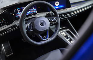 Volkswagen Golf R. Najmocnieszy!