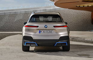 BMW iX. Elektryczny SUV