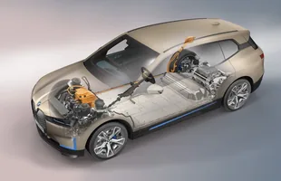BMW iX. Elektryczny SUV — zdjęcie 9