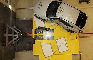 Honda Jazz i Mazda CX-30 wg Euro NCAP