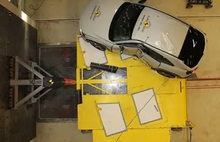 Honda Jazz i Mazda CX-30 wg Euro NCAP — zdjęcie 4