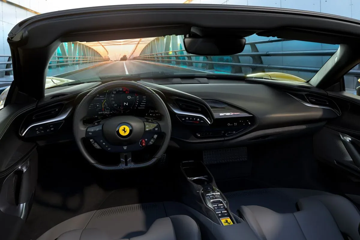 Ferrari SF90 Spider