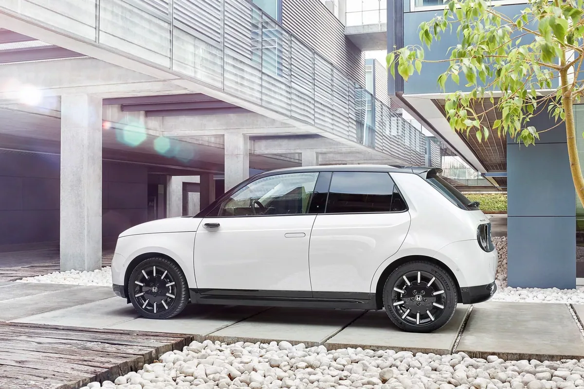 Honda e