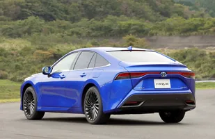 Toyota Mirai nowej generacji — zdjęcie 2