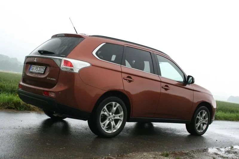 Mitsubishi Outlander III generacji