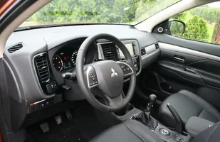 Taki jest nowy Mitsubishi Outlander — zdjęcie 7