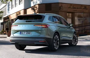 Skoda Enyaq iV z nowymi systemami bezpieczeństwa — zdjęcie 2