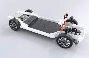Ford Mustang Mach-E w czterech wersjach — zdjęcie 7