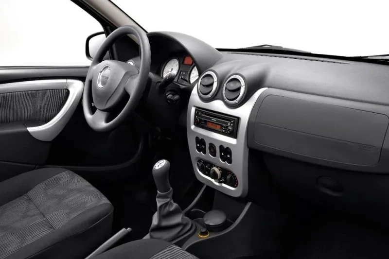 Dacia Logan po liftingu z 2008 roku