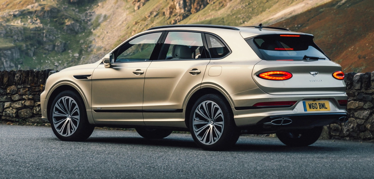 Bentley Bentayga Hybrid po liftingu