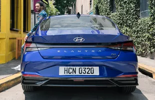 Hyundai Elantra VII generacji
