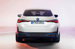 BMW i4 na pierwszych zdjęciach