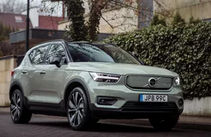 Volvo XC40 Recharge P8. Polskie ceny