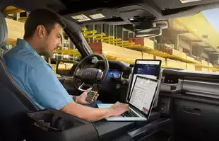 Ford F-150 Lightning. Nowe rozdanie w świecie pickupów!