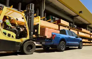 Ford F-150 Lightning. Nowe rozdanie w świecie pickupów!