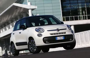 Fiat 500L. Nie znamy tylko cen — zdjęcie 11