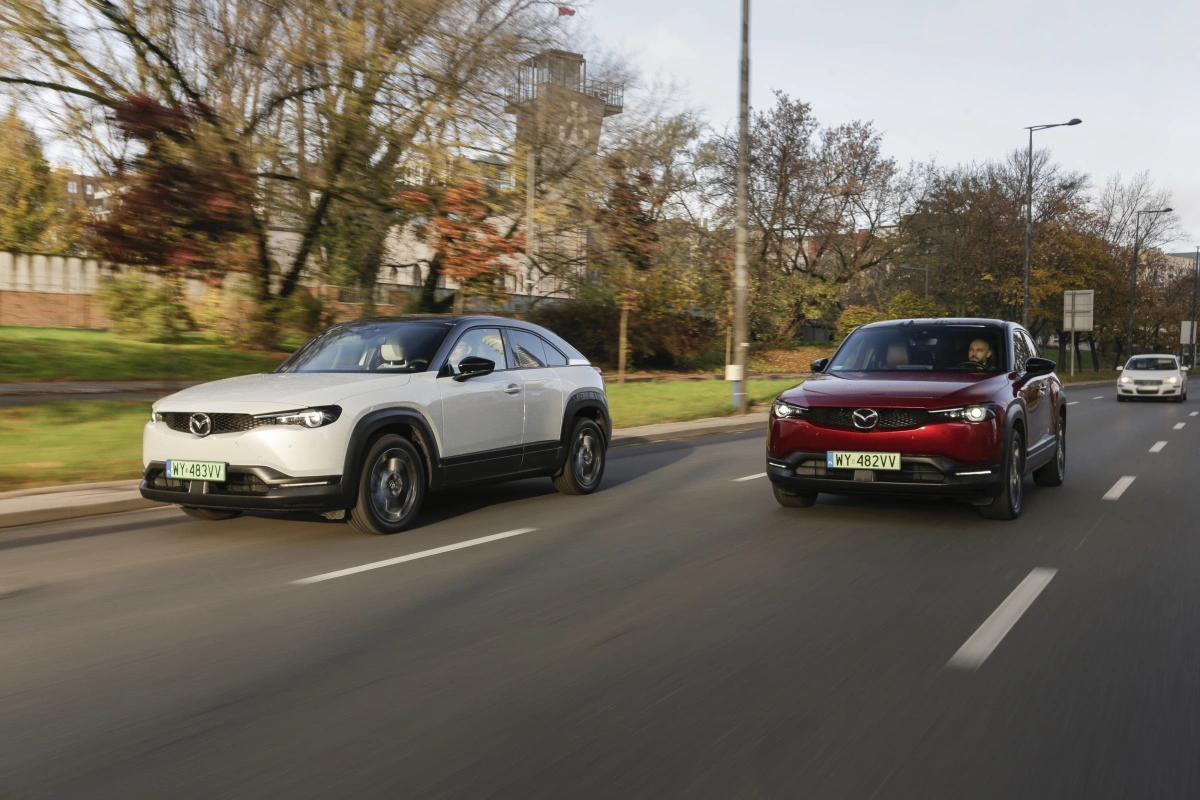 Mazda przyśpiesza z elektryfikacją