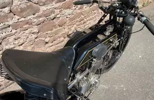 Kolekcja Richarda Hammonda pod młotek